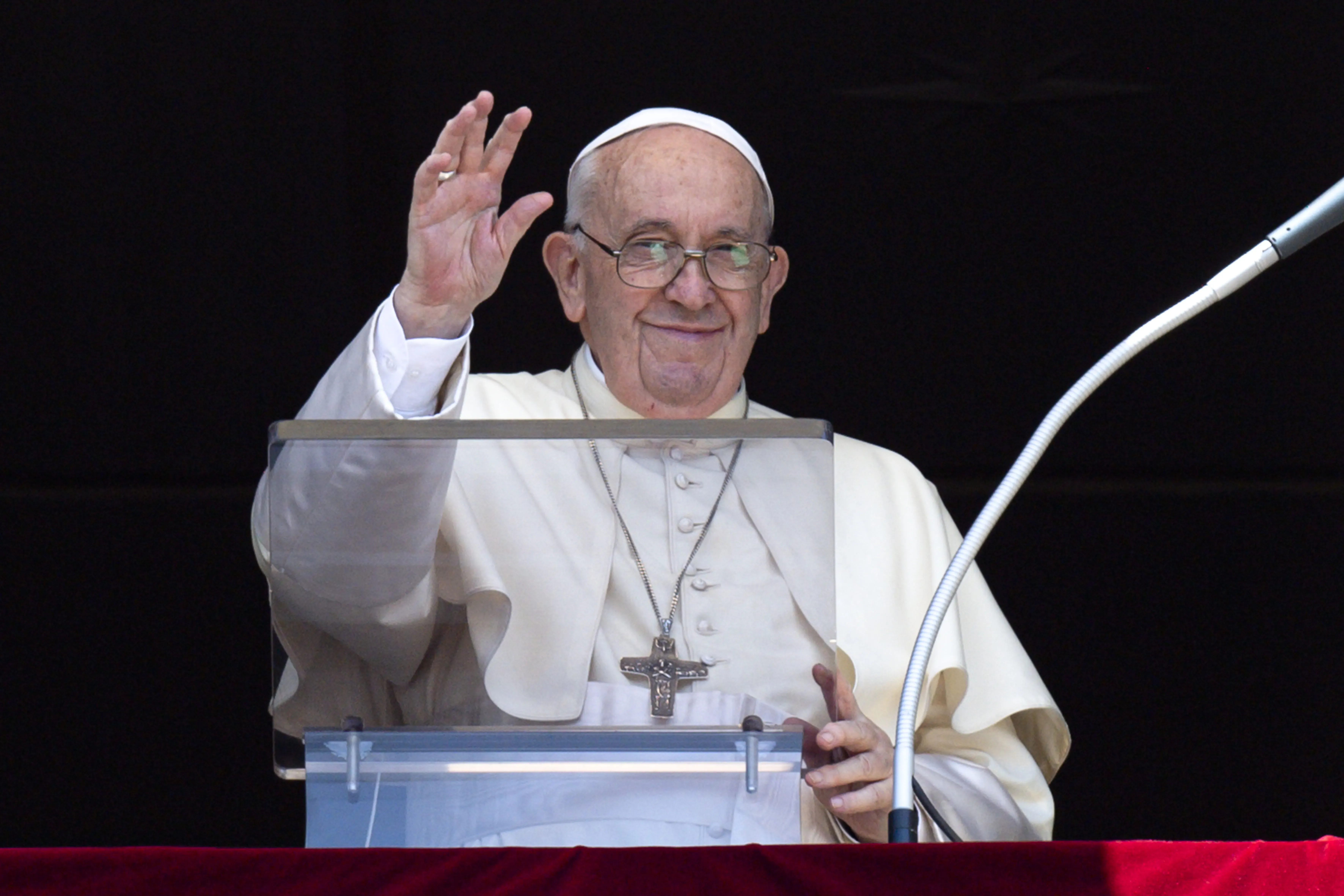 Time with the Word of God Keeps from Being "sterile activism": Pope