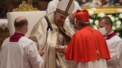 Pope Francis greets Cardinal Enrico Feroci Nov. 28, 2020. Credit: EWTN-CNA Photo/Daniel Ibáñez/Vatican.