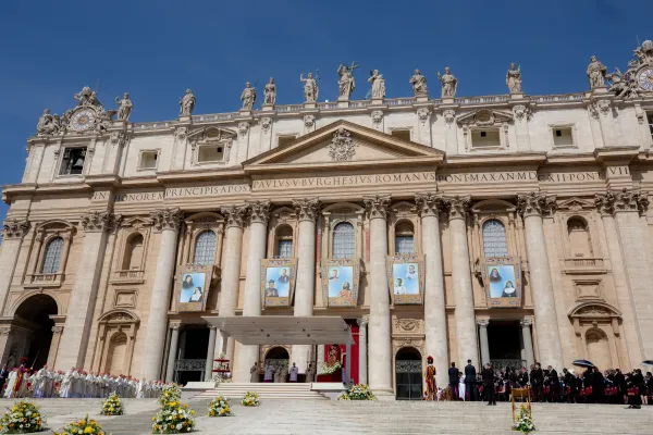 Religious Men, Women, Priests, Lay Man among 10 New Saints Canonized at Vatican