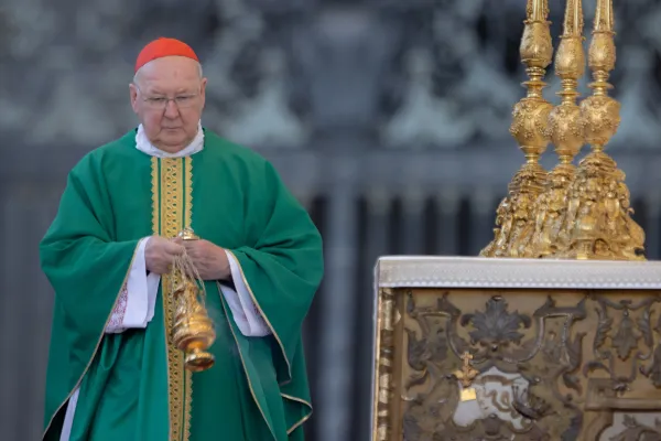 Pope Francis Assigns U.S. Cardinal to Carry out "urgent" Overhaul of Vatican Pension Fund