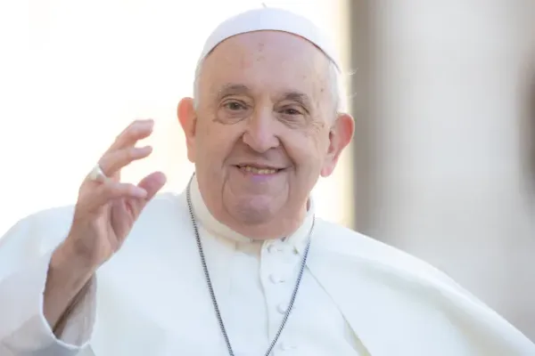 Pope Francis: Secularized World is "invitation to communicate the joy of the Gospel"