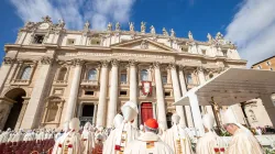 More than 400 priests, bishops, and cardinals concelebrated a Mass with Pope Francis to open the second assembly of the Synod on Synodality on Oct. 2, 2024, in St. Peter’s Square. / Credit: Daniel Ibañez/CNA