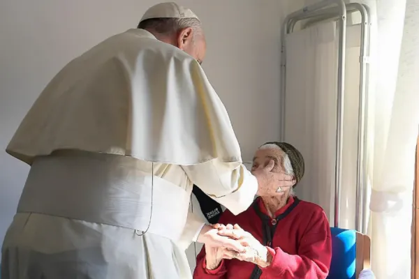 Pope Francis Invites Grandparents to Join a "spiritual and non-violent revolution"