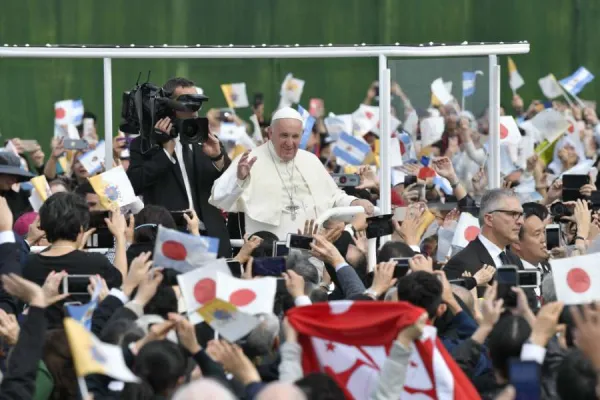 Be Witnesses of Hope in the Face of Evil, Francis Urges Catholics in Nagasaki