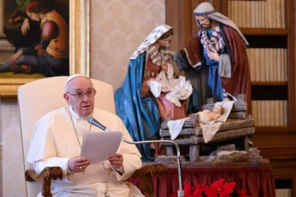 Christmas “feast of love incarnate, born for us in Jesus Christ”: Pope Francis