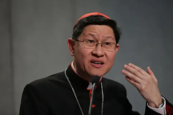 Cardinal Tagle Urges Leaders to Ensure Healthcare for All in COVID-19 Crisis