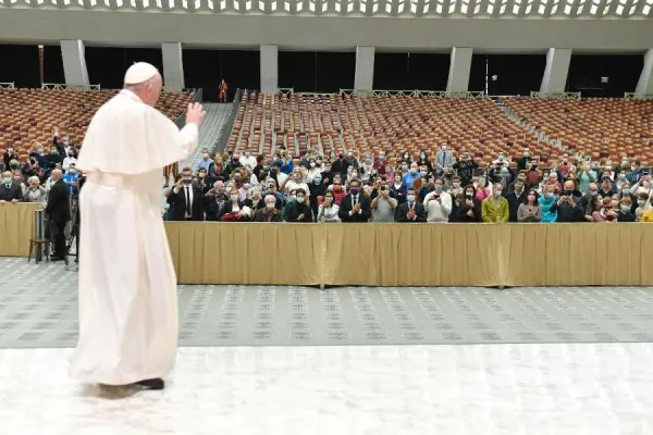 Pope Francis’ General Audience Again Moves Behind Closed Doors