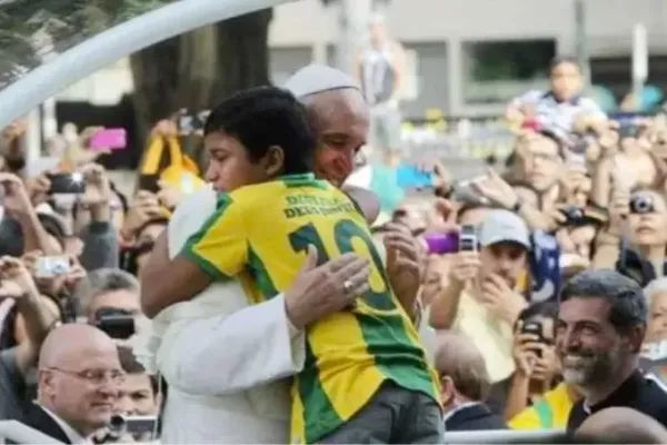 Boy Who Got Past Security Barrier to Embrace Pope Francis at WYD 2013 Now Seminarian