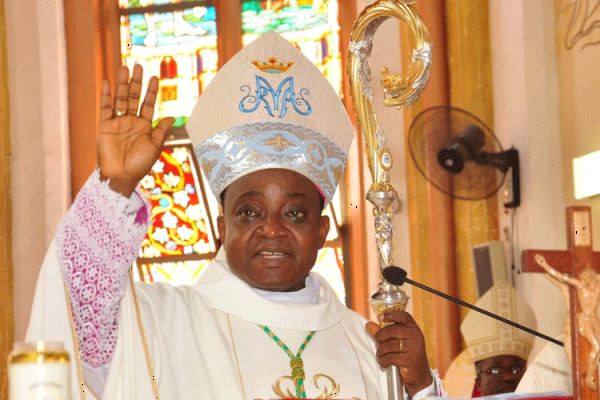 Archbishop Nicodème Anani Barrigah-Bénissan Blessing the Faithful at  Installation Mass, Saturday January 11, 2020. / Radio Maria Togo