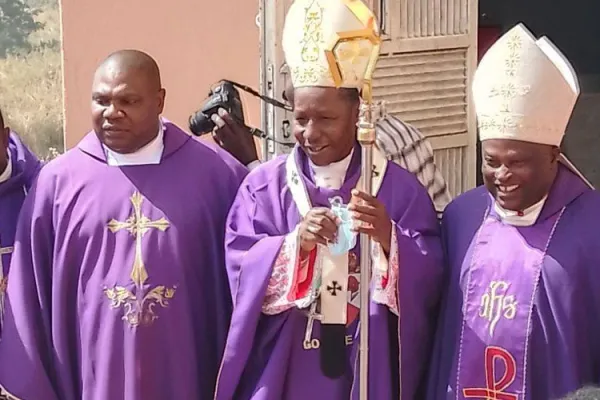 Catholic Bishops in Nigeria Pay Solidarity Visit to Victims of Attacks in Plateau State