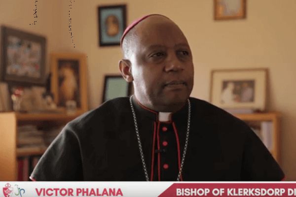 “We cry (over) looting in South Africa, repressions in Zimbabwe”: South African Prelate