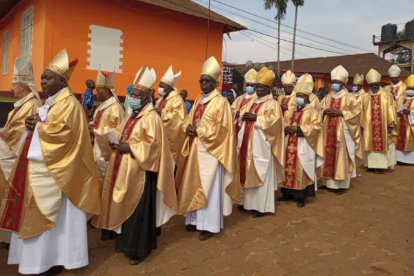 Members of the Episcopal Conference of Cameroon during the opening Mass of their 44th annual seminar in the Diocese of Bafang. / ACI Africa