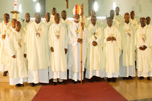 Bishops of the Ghana Catholic Bishops’ Conference (GCBC) who have suspended Public Masses amid half a dozen confirmed cases of COVID-19 in the country.