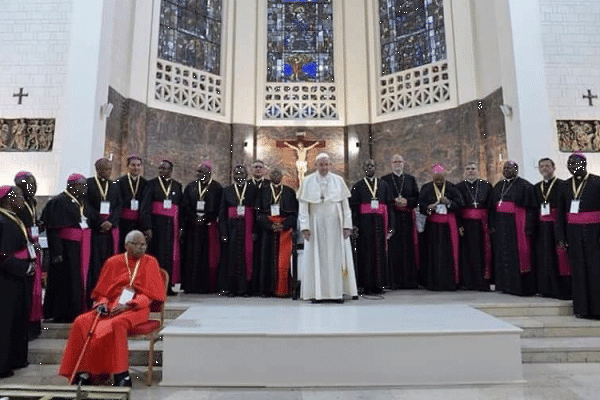 Members of the Episcopal Conference of Mozambique (CEM) with Pope Francis during Apostolic visit in September 2019.