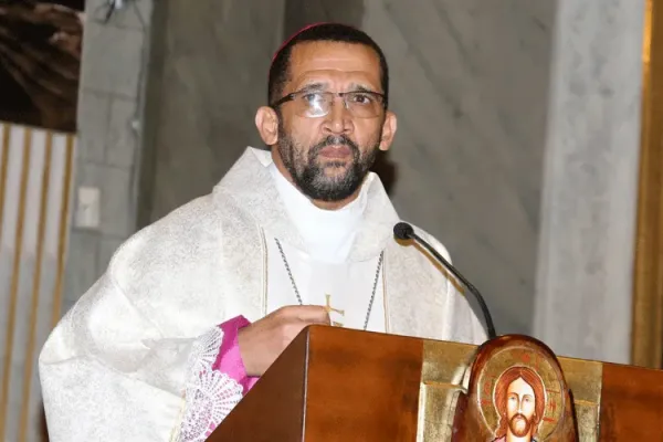 Catholic Bishop in South Africa Urges Students to Integrate Religion and Science