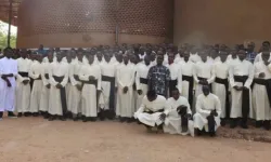 Recently arrived seminarians in Burkina Faso with new cassocks. / Credit: Aid to the Church in Need