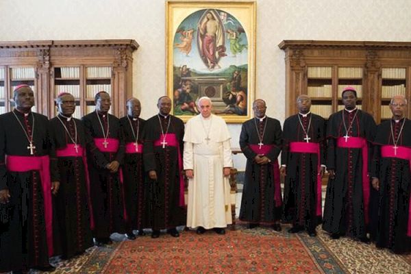 Bishops in Burundi with Pope Francis during their ad limina visit in Rome in 2018.