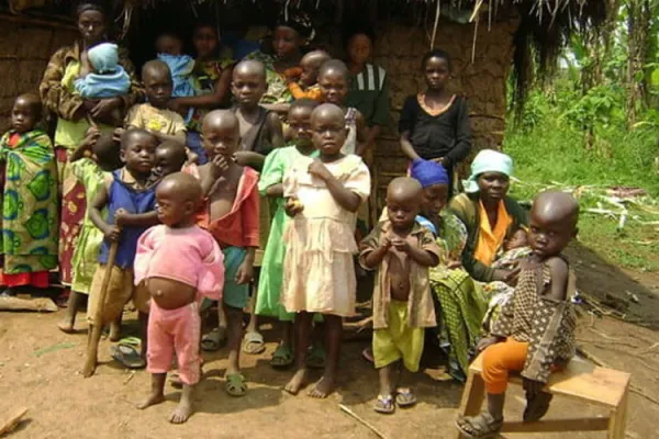 Refugees and displaced in the eastern part of the Democratic Republic of the Congo. / Aid to the Church in Need (ACN)