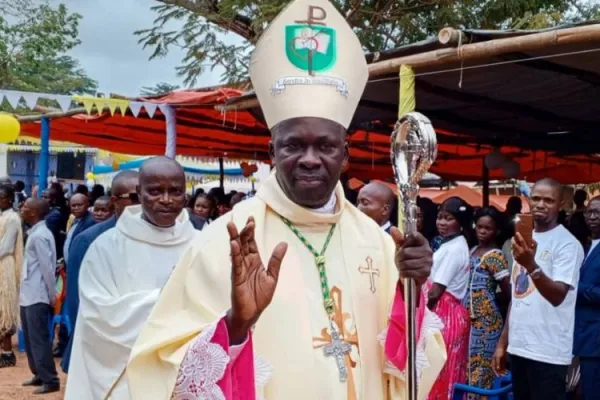 Cardinal Ambongo Urges Newly Ordained Bishop to “always be available”, Serving “without discrimination of any kind”