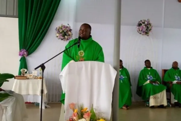 “A moment of gratitude”: Catholic Priest on 40th Anniversary of Evangelization Movement in Angola