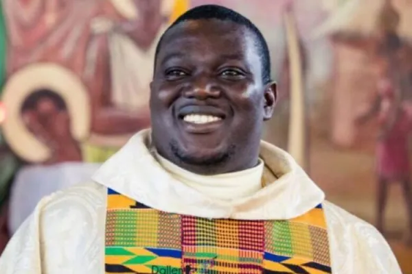 Catholic Priest in Ghana Lauds “rising active lay Apostolate” in the Church in Africa