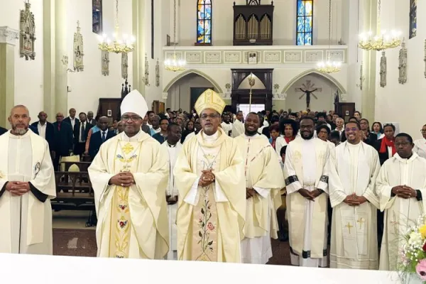 “Faith Unites Us”: Cape Verdean Catholic Bishop on What Keeps Diaspora Communities Glued Together