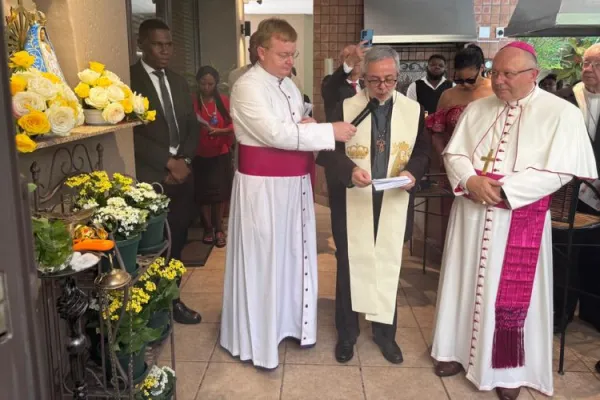 Nuncio in South Africa Says Nunciature “tangible expression” of Unity Celebrated at Christmas