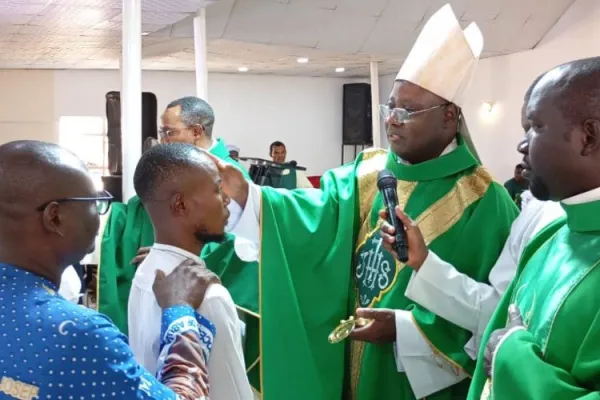 Address Nigeria’s Economic Crisis in “a well-coordinated manner”: Archbishop to Government