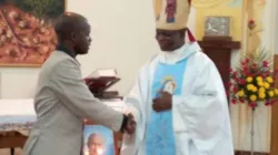 Mr. Victor Sande, Kenyan Catholic NFP trainer with Archbishop Maurice Muhatia Makumba of Kisumu Archdiocese. Credit: Victor Sande