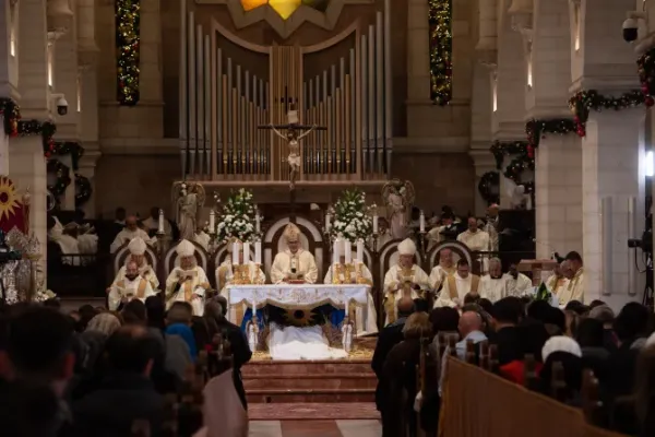 Midnight Mass in Bethlehem: Patriarch Addresses Gazan Christians, Calls for End to War