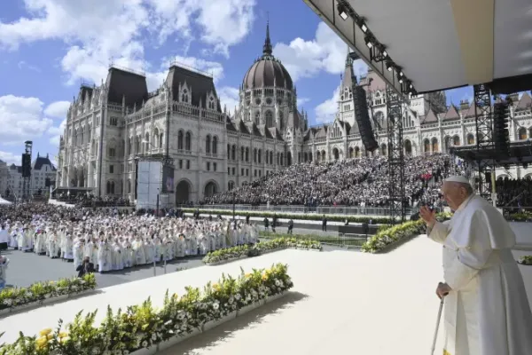 The Good Shepherd Calls us to "open our hearts to love," Pope Says at Mass in Hungary