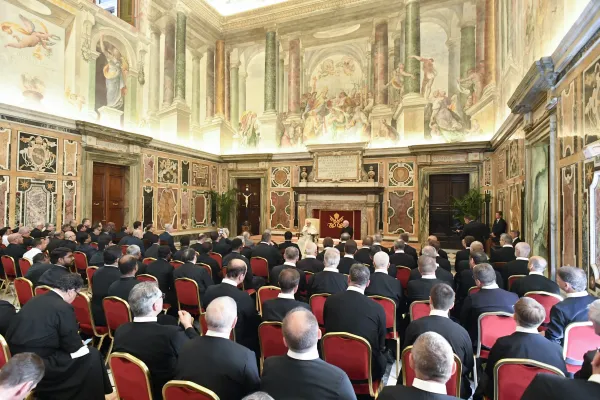 Pope Francis Tells Religious Congregations to Take a “zero tolerance” Approach to Abuse