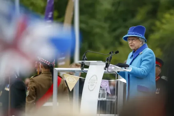 Bishops from Across the Commonwealth of Nations Pay Tribute to Queen Elizabeth II