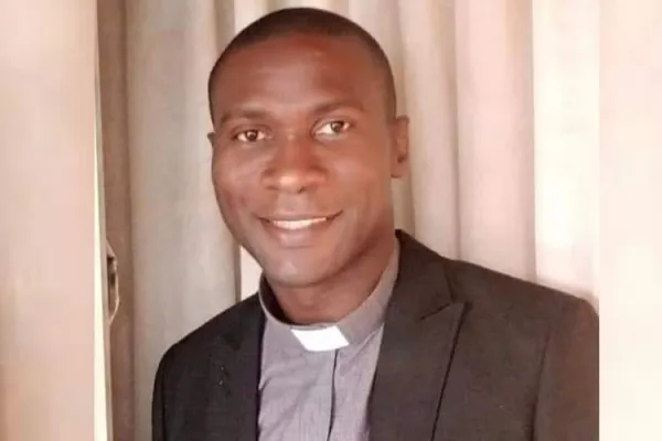 Nigerian Catholic Priest Abducted Sunday Regains Freedom a Day Later