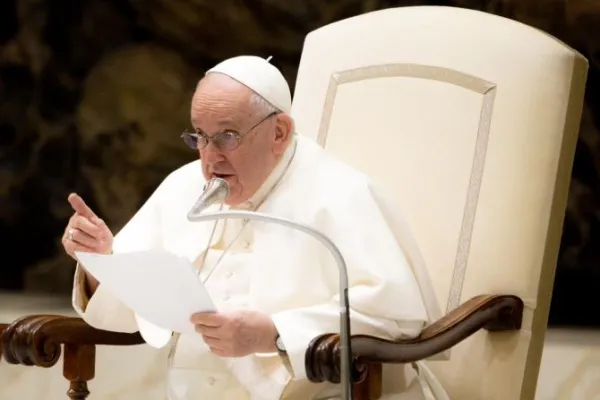 Pope Francis Reinforces Centralization of Vatican finances