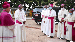 Archbishop Henryk Mieczyslaw Jagodzinski with members of the
Ghana Catholic Bishops’ Conference (GCBC) before a Eucharistic Celebration at the Holy Spirit Cathedral, Accra on October 15, 2020 to officially welcome him as the 9 the Apostolic Nuncio in Ghana. / Ghana Catholic Bishops’ Conference (GCBC)/Facebook Page.