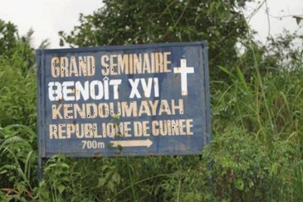 Prelate in Guinea Denounces “abusive expropriation” of Religious Orders’ Land