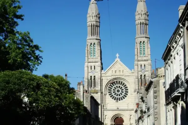 Catholic Clergy in France Set to Carry ID Cards Indicating They're in Good Standing