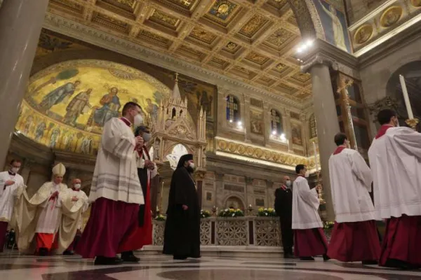 “May Holy Trinity make us grow in unity”: Holy Father at End of Prayer for Christian Unity