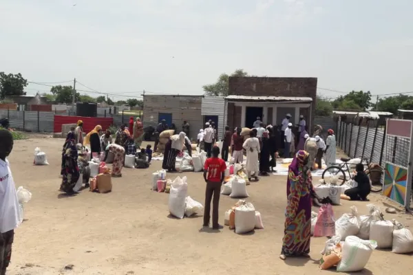 Caritas South Sudan Reaches Out to Hundreds of Households from War-Torn Sudan