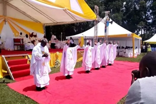 These are the Four Ways to Identify a Catholic Priest: Bishop at Ordination in Kenya