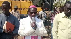 Bishop Stephen Nyodho Ador Majwok blesses ground for the construction of the Papal dais. Credit: Radio Bakhita/Facebook