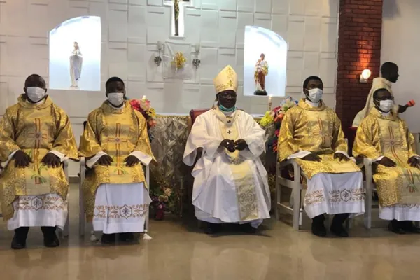 Newly Ordained Deacons in Nigeria Cautioned against “marketing a gospel of materialism”