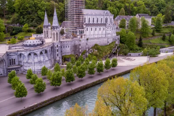 Pilgrims Couldn’t Visit Lourdes. So a Drone Photographer Took Lourdes to Them