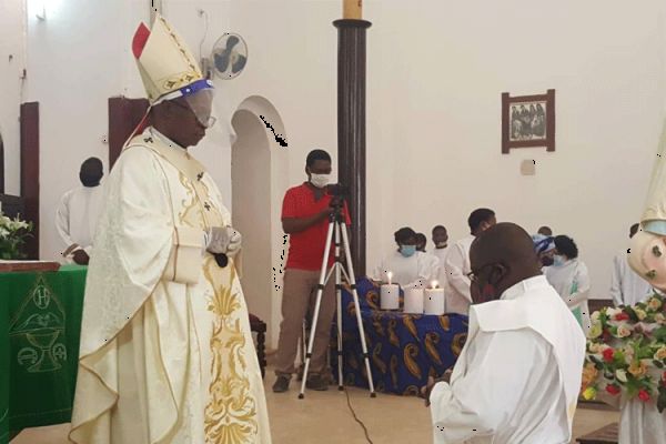 Always Seek to Be Truly Men of God, Prelate in Mozambique at Priestly Ordination