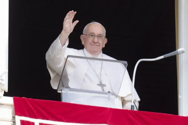 Pope Francis: "Tell Jesus everything"