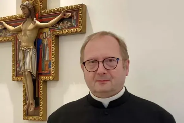 Former Anglican Priest Ordained a Catholic Bishop for Newly Created Ordinariate in Great Britain