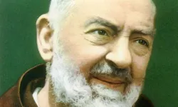 St. Pio of Pietrelcina. / Credit: File:Padre Pio portrait.jpg: The original uploader was Manfredonia at Italian Wikipedia.derivative work: MisterNoxAfter Elia Stelluto, Public domain, via Wikimedia Commons