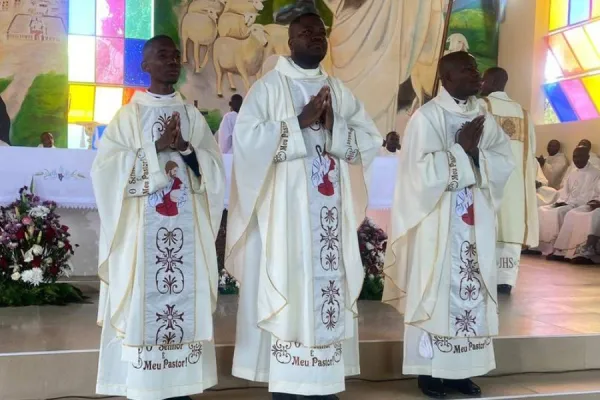 “Be faithful and zealous”: Catholic Bishop in Angola to Newly Ordained Priests