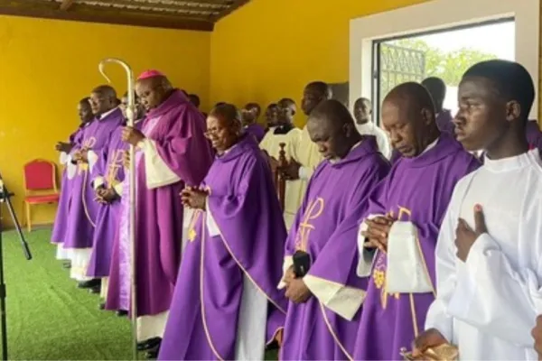 Do Not Instill Fear in Your Employees, Angolan Bishop on Exercise of Authority